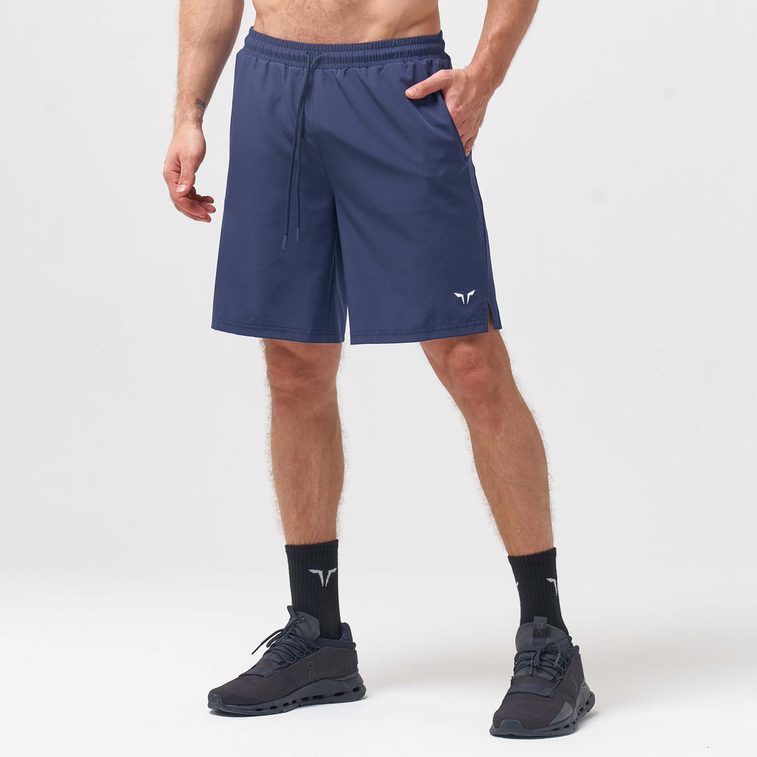 ESSENTIAL 9 INCH SHORTS - NAVY
